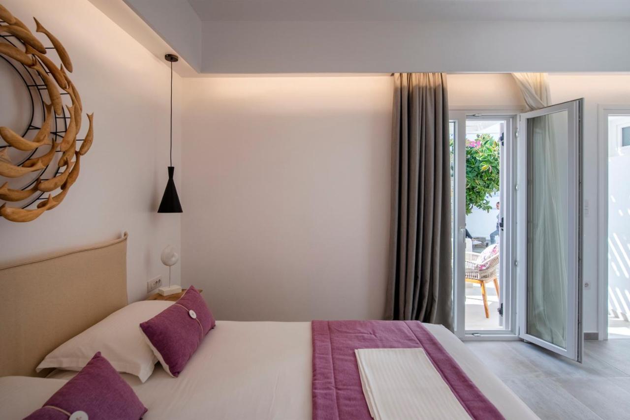 Corina Studios-Apartments Náousa Eksteriør billede